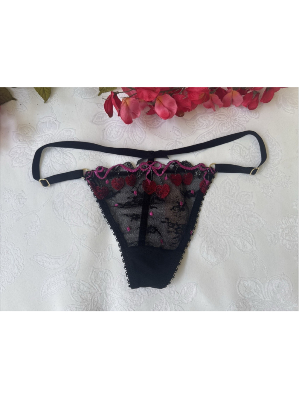 VICTORIA'S SECRET S VERY SEXY BLACK CHERRY EMBROIDERY V STRING THONG PANTIES NWT